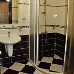 Flora Palm Hotel