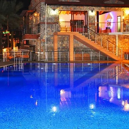 Szálloda Flora Palm