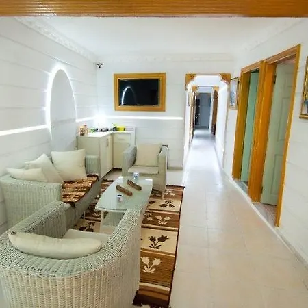 Hotel Flora Palm 4*