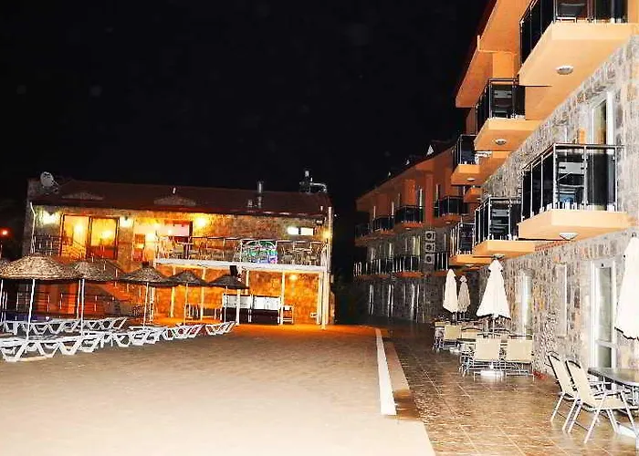 Flora Palm Отель 4*